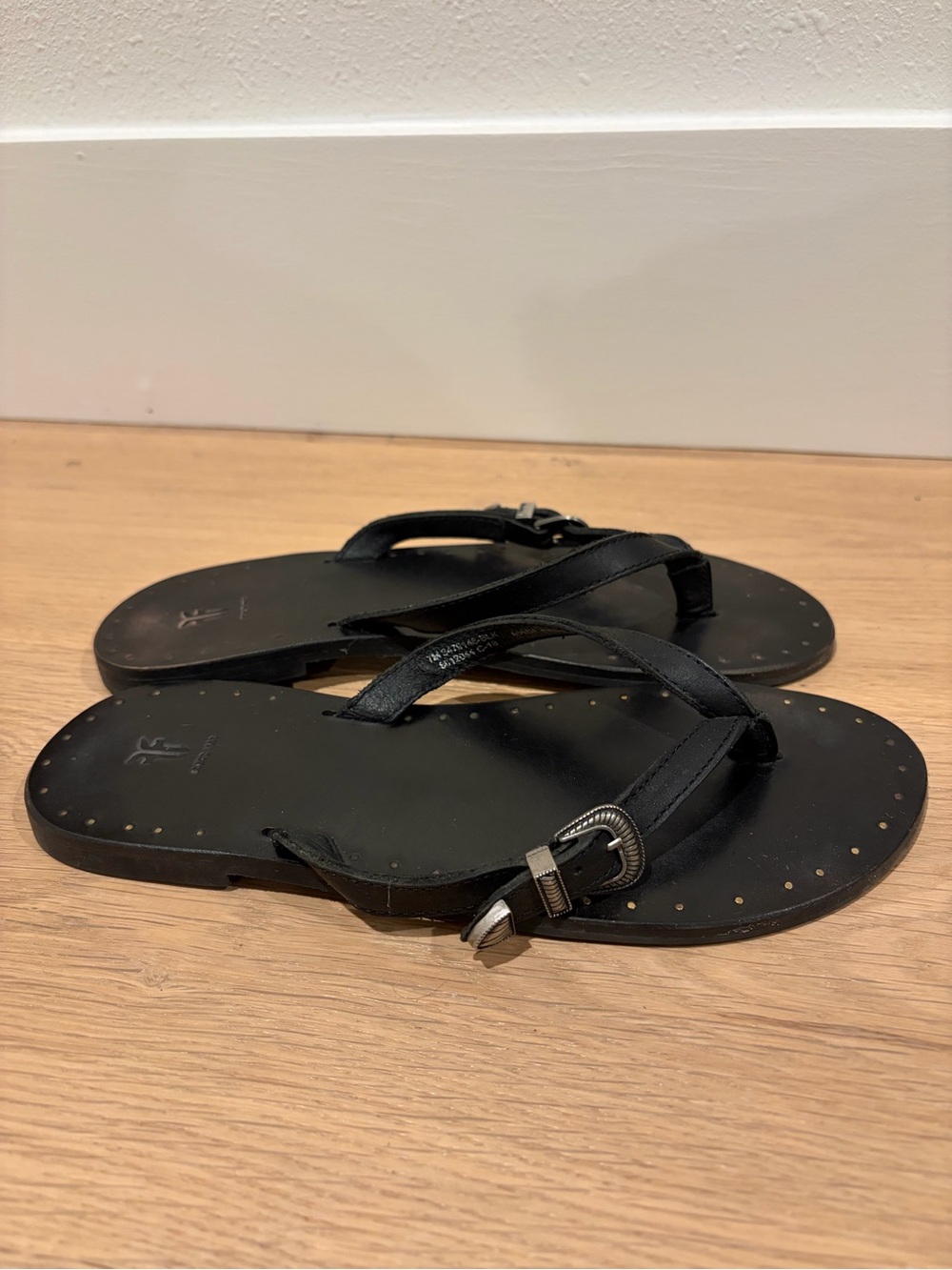 Black Leather Buckle Thong Sandals